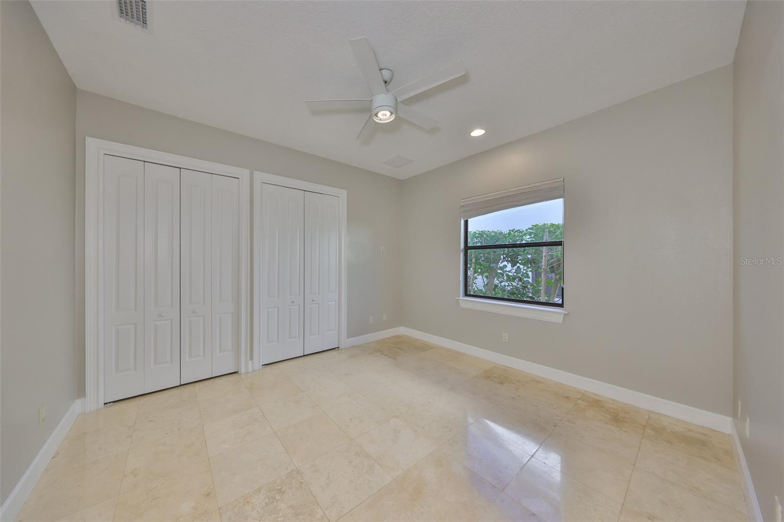 Image 44 of 81 For 912 Symphony Beach Lane