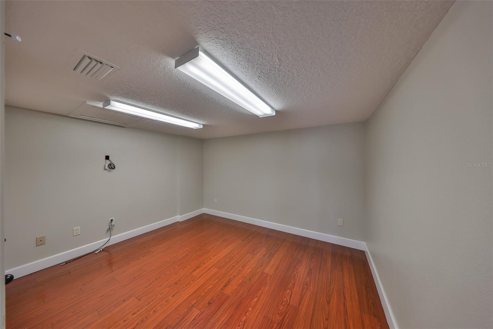 Image 57 of 81 For 912 Symphony Beach Lane