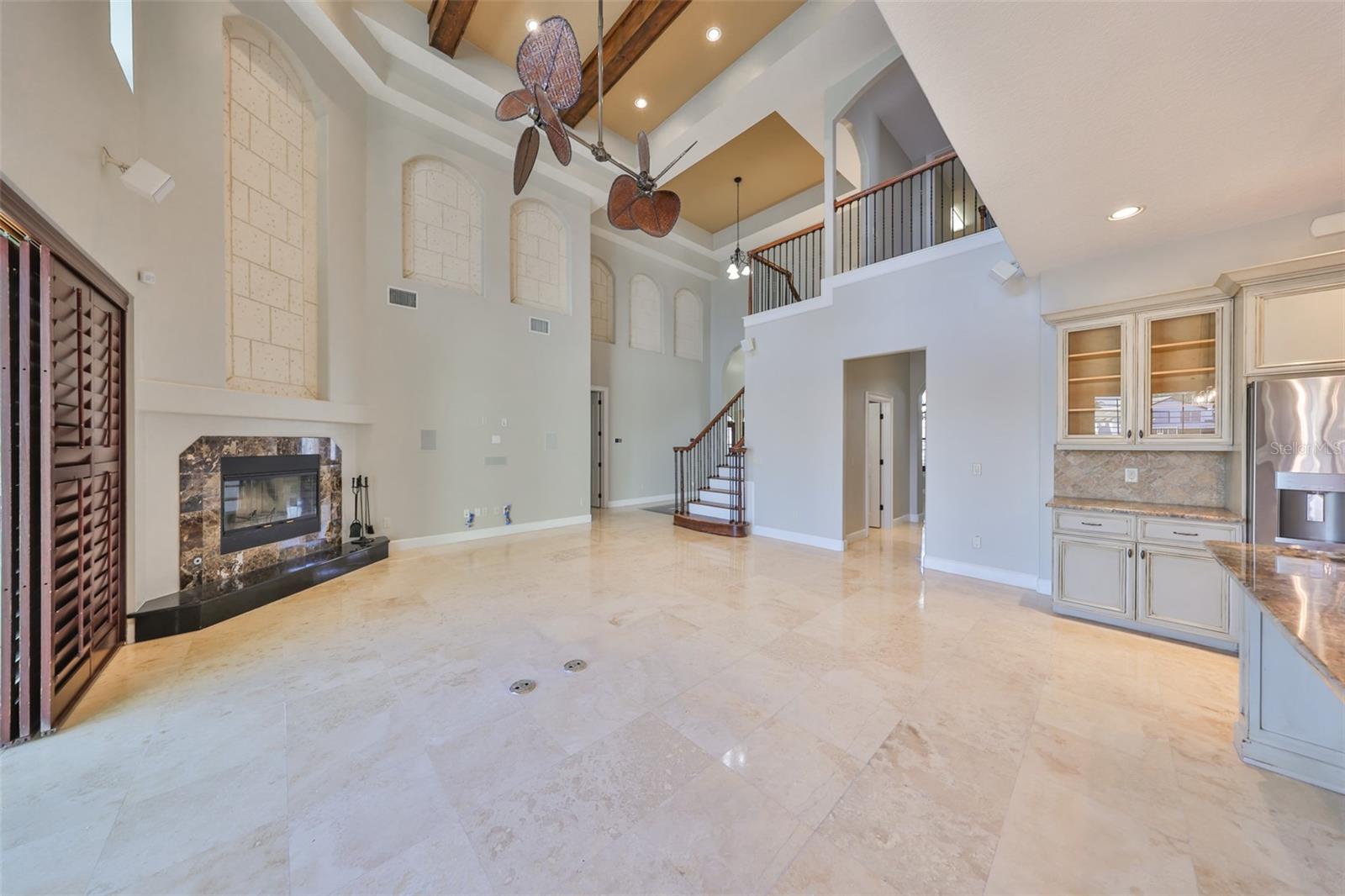 Image 6 of 81 For 912 Symphony Beach Lane