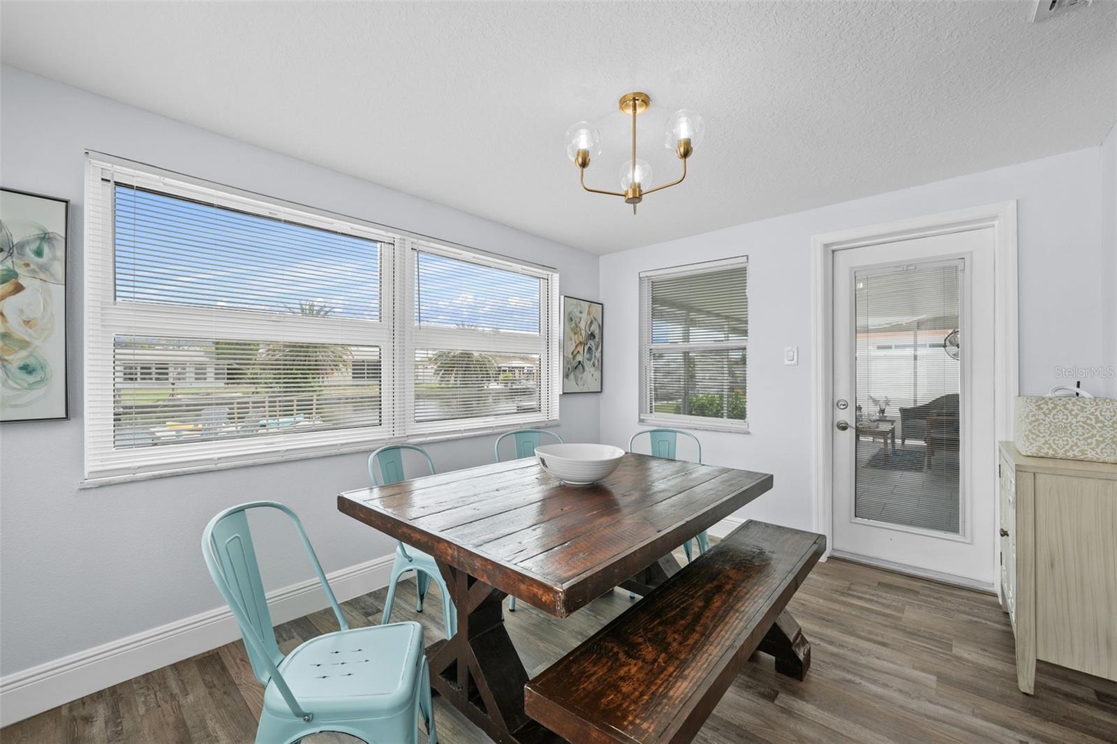 Image 12 of 49 For 13704 Veronica Drive