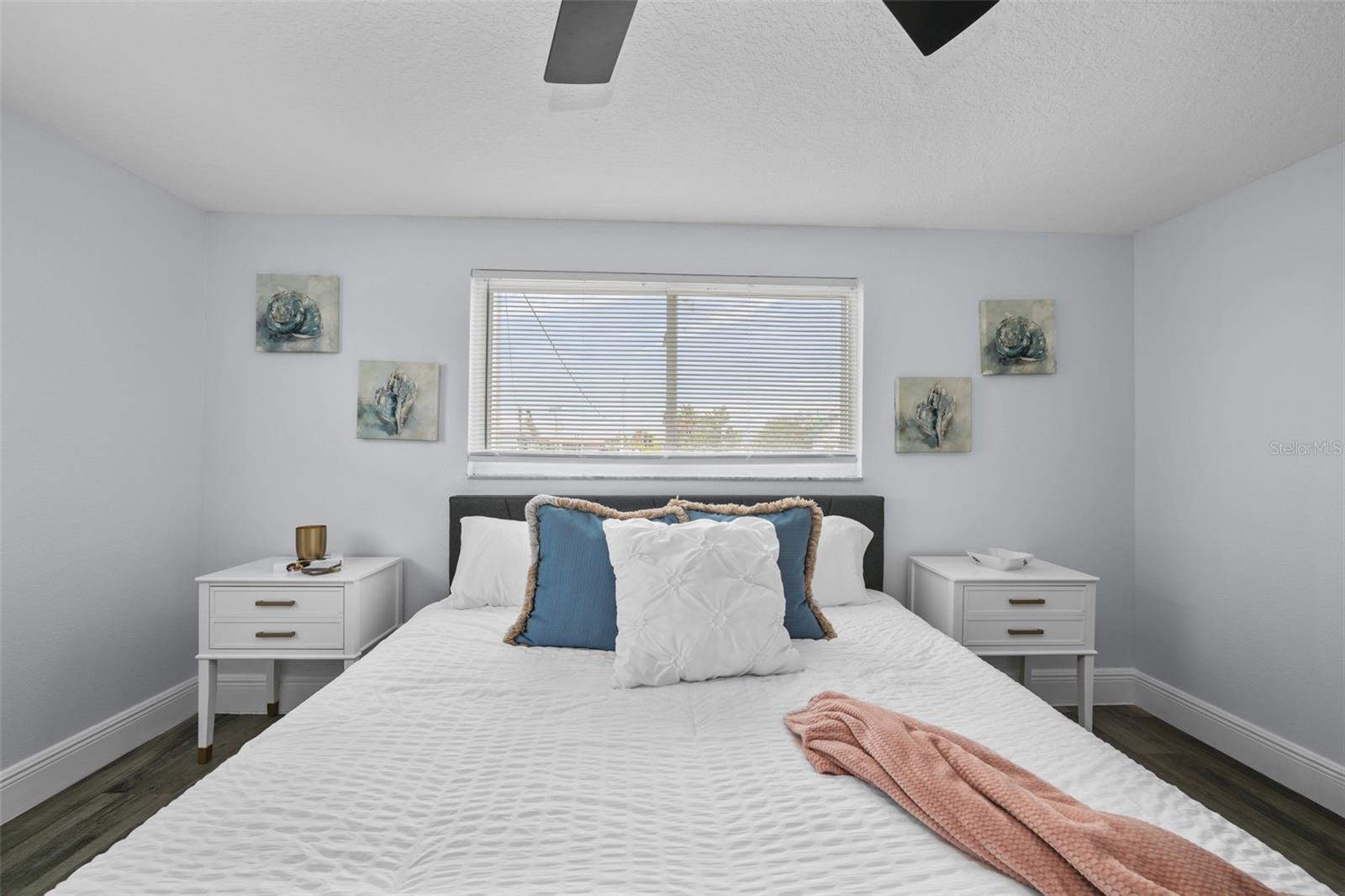 Image 14 of 49 For 13704 Veronica Drive