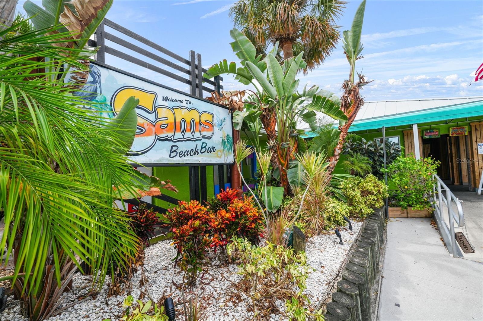 Image 37 of 49 For 13704 Veronica Drive