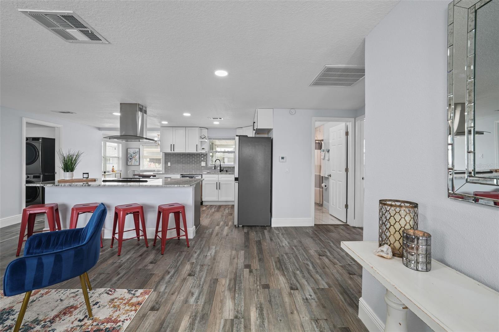 Image 4 of 49 For 13704 Veronica Drive