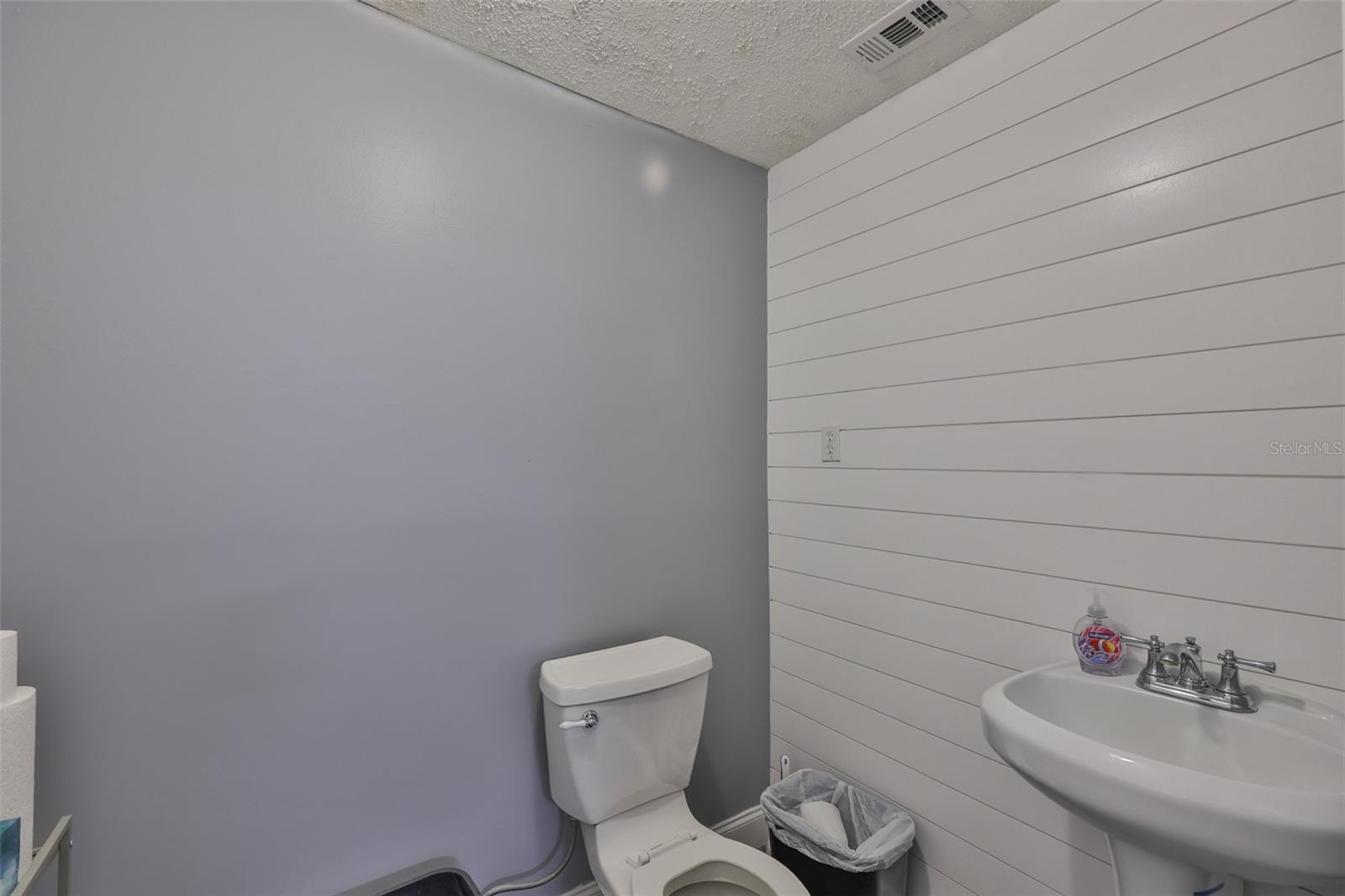 Image 11 of 44 For 5030 Denver Street