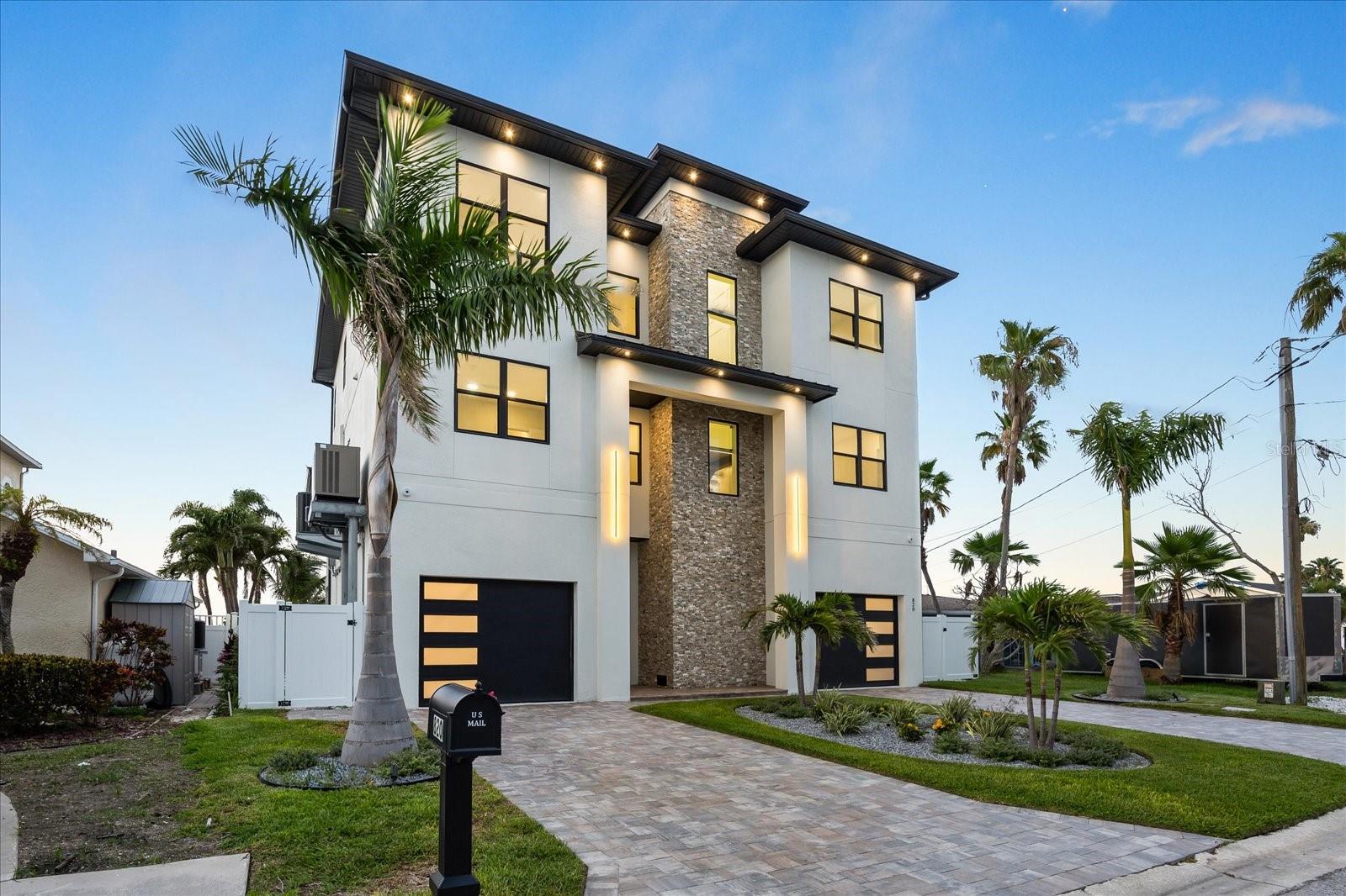 Image 3 of 96 For 820 Bay Point Drive