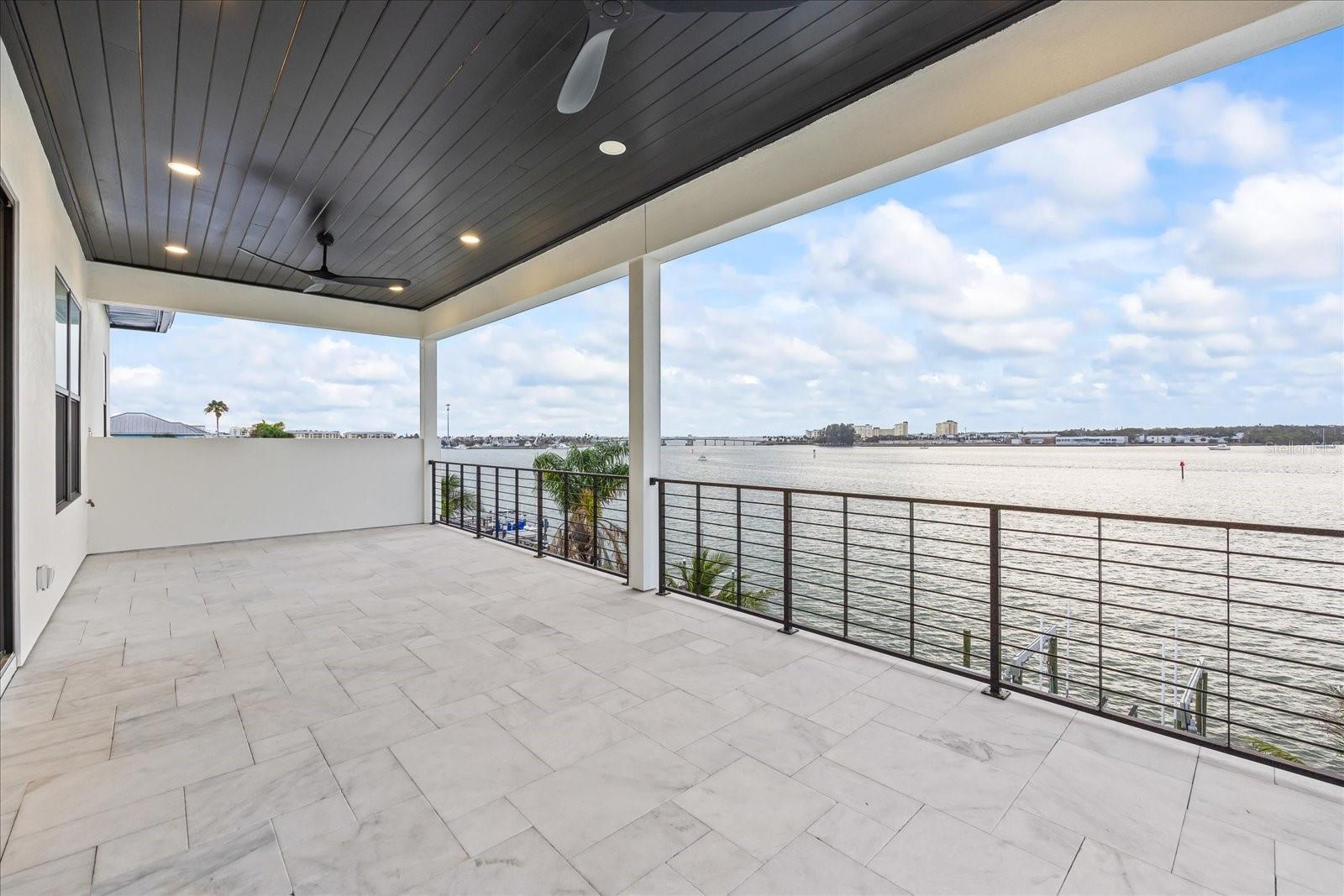 Image 38 of 96 For 820 Bay Point Drive