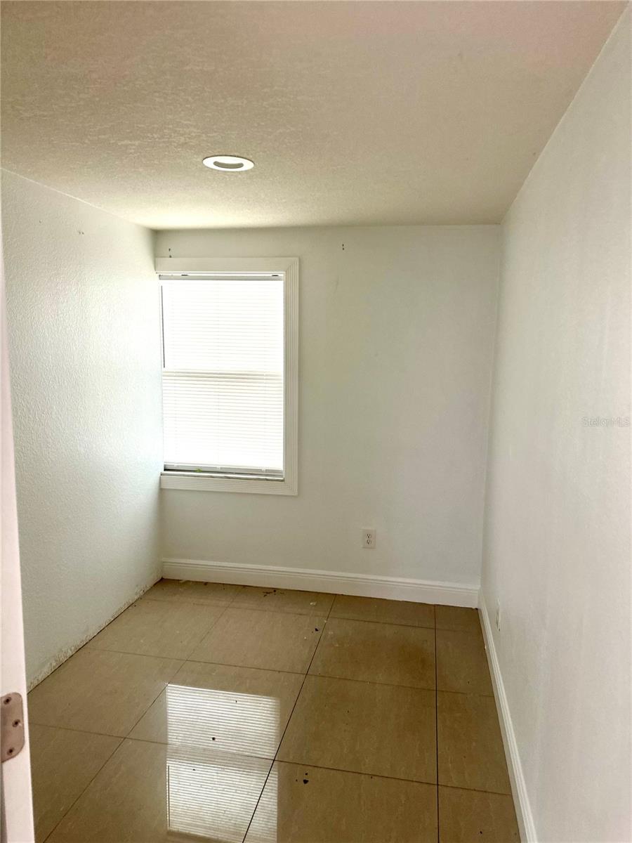 Image 9 of 10 For 1707 Norfolk Street