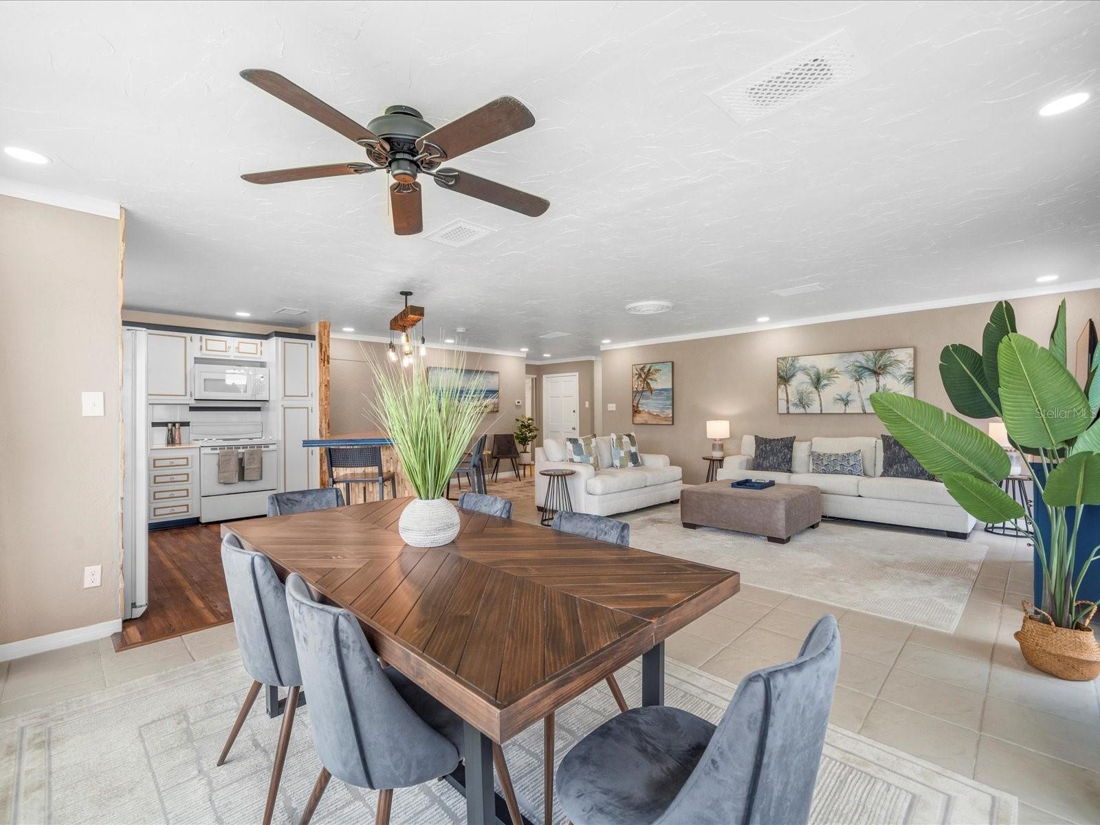 Image 15 of 35 For 213 Fernwood Circle 213