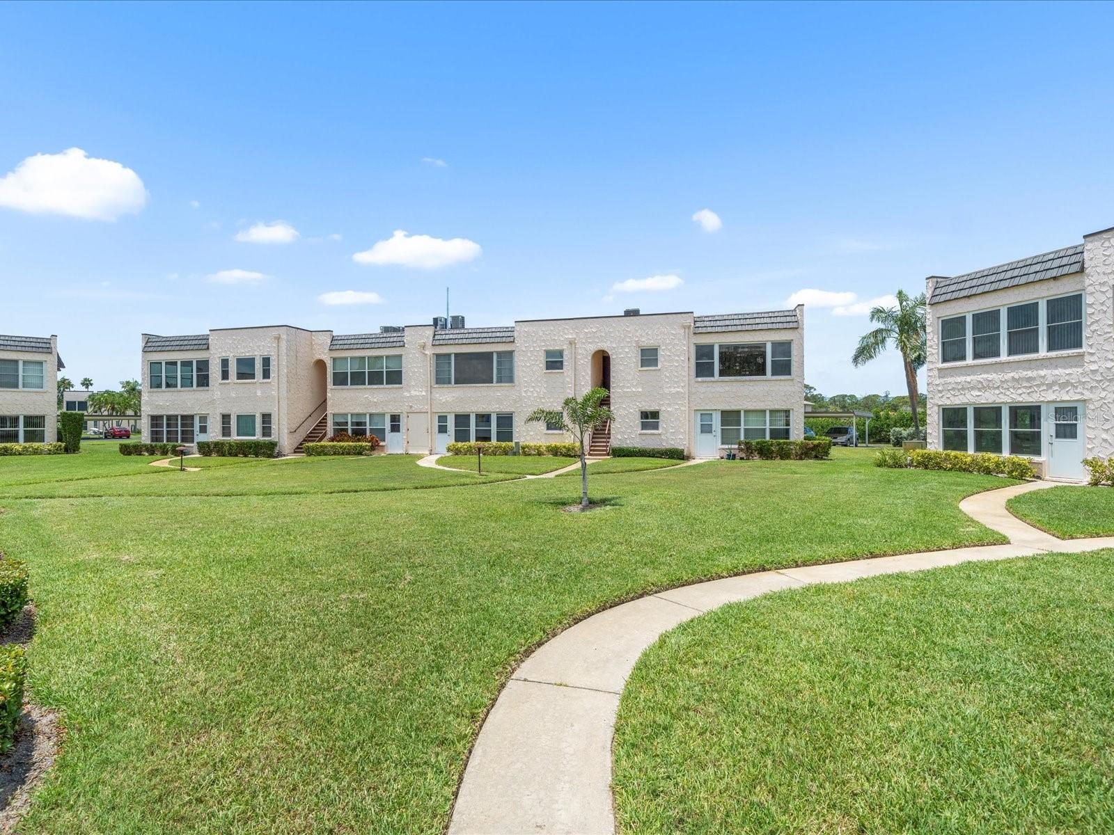 Image 32 of 35 For 213 Fernwood Circle 213