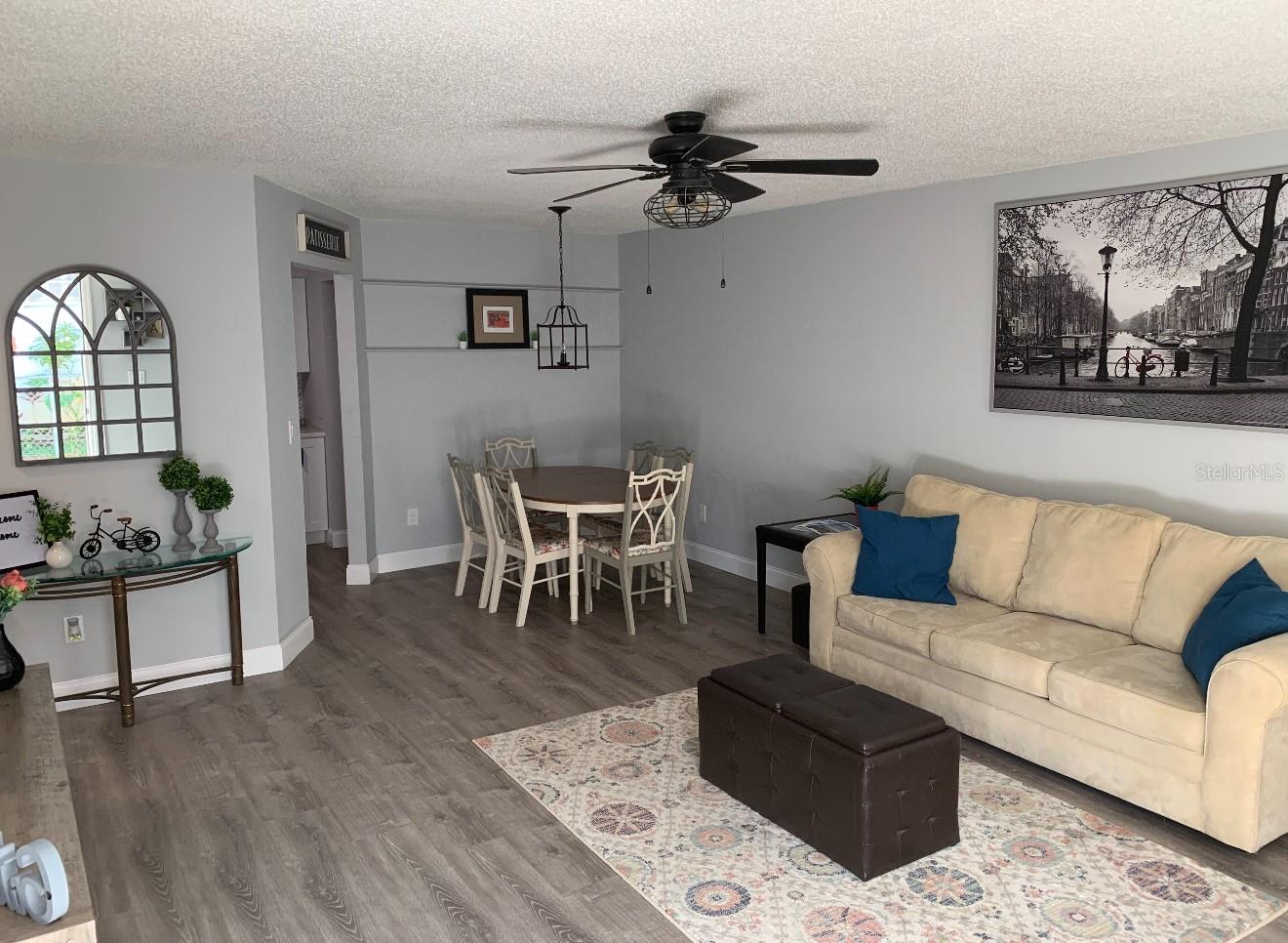 Image 3 of 19 For 715 2nd Avenue Ne