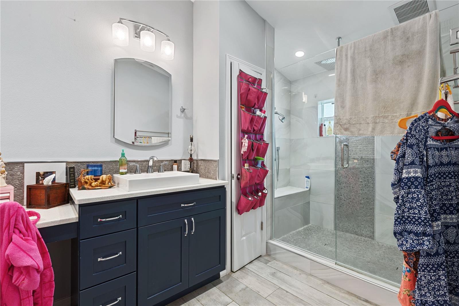 Image 7 of 12 For 6645 Freeport Drive