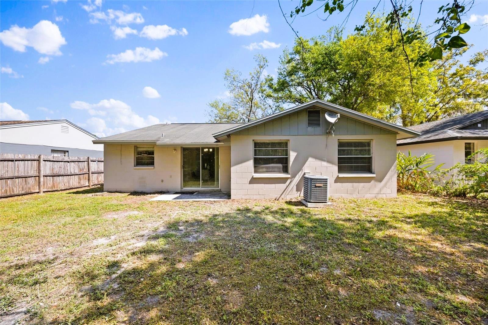 Image 3 of 20 For 2906 Cedaridge Drive
