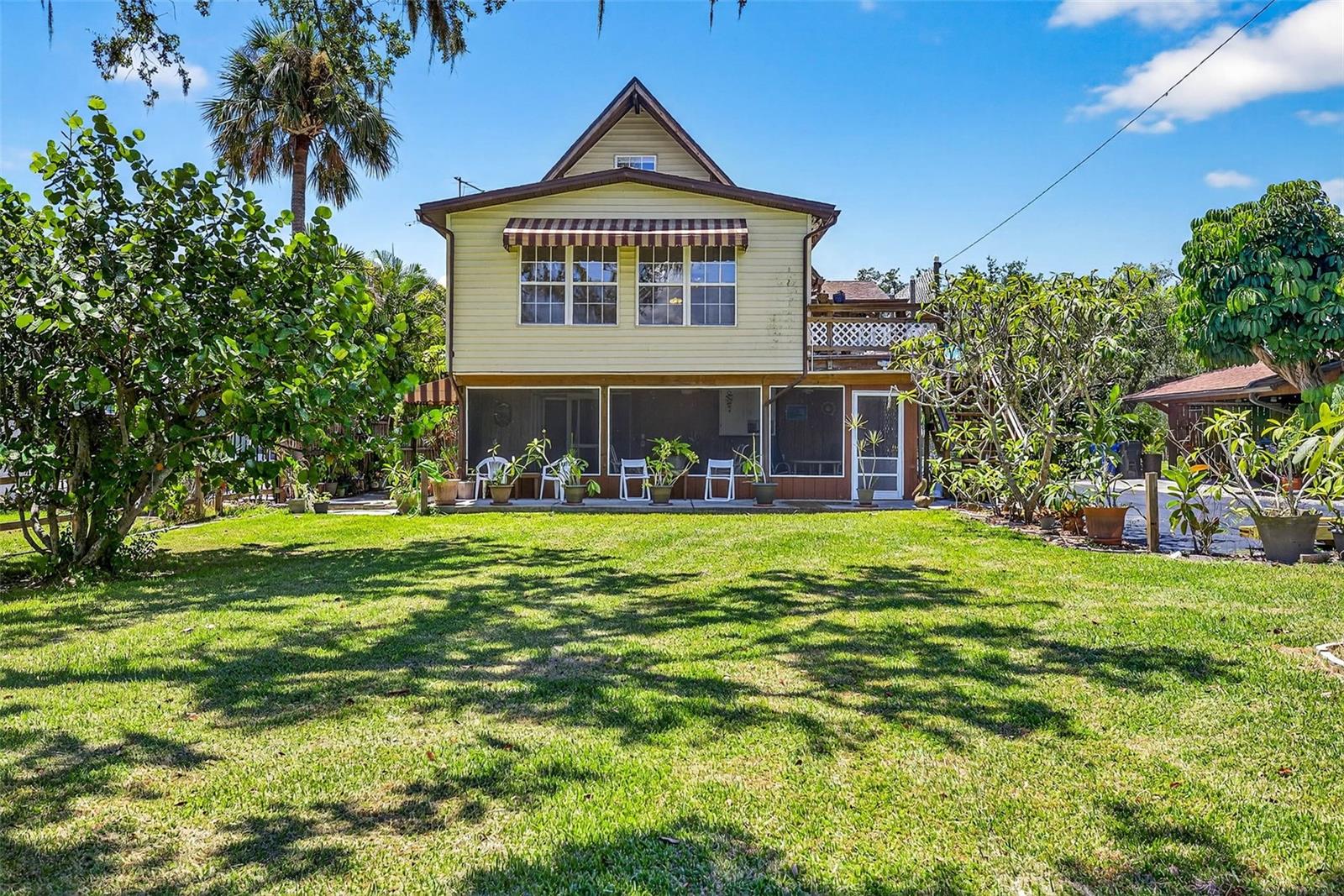 Image 3 of 65 For 606 Dickman Drive Sw