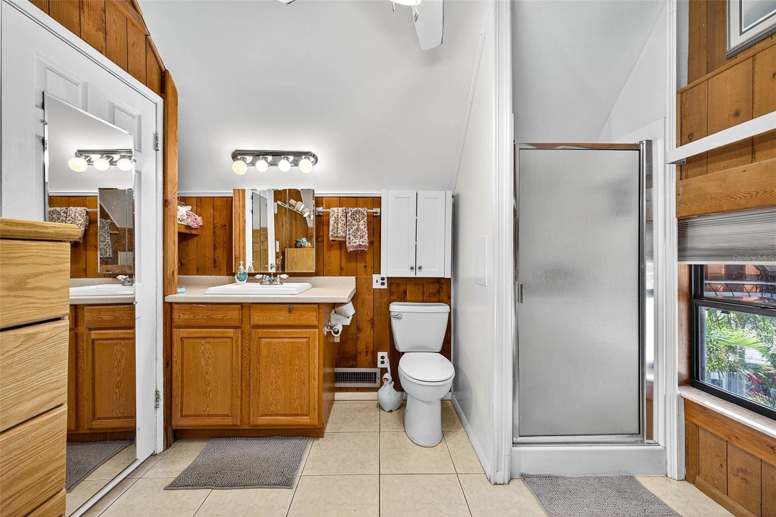 Image 55 of 65 For 606 Dickman Drive Sw