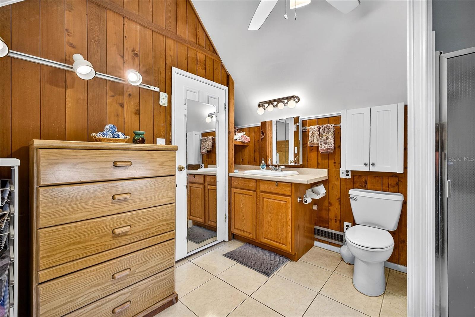 Image 56 of 65 For 606 Dickman Drive Sw