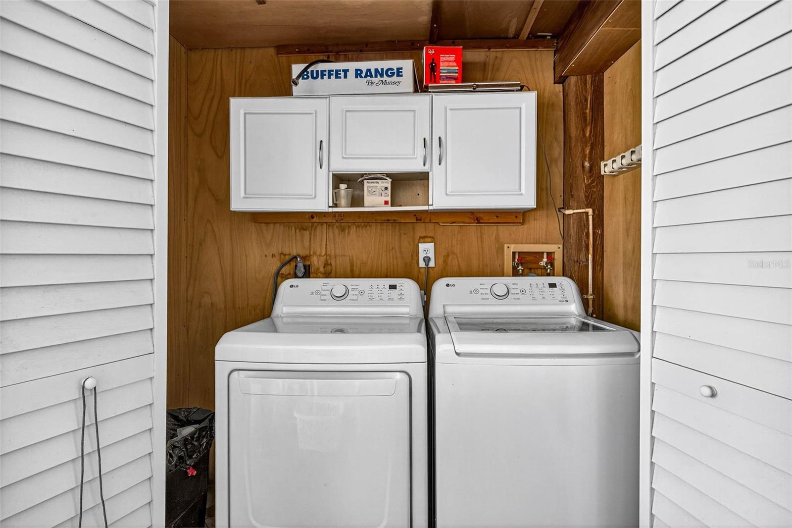Image 57 of 65 For 606 Dickman Drive Sw