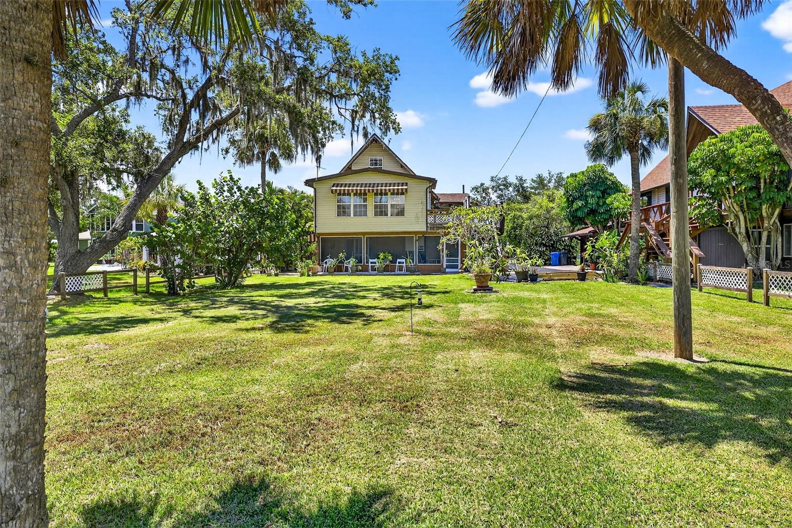 Image 61 of 65 For 606 Dickman Drive Sw