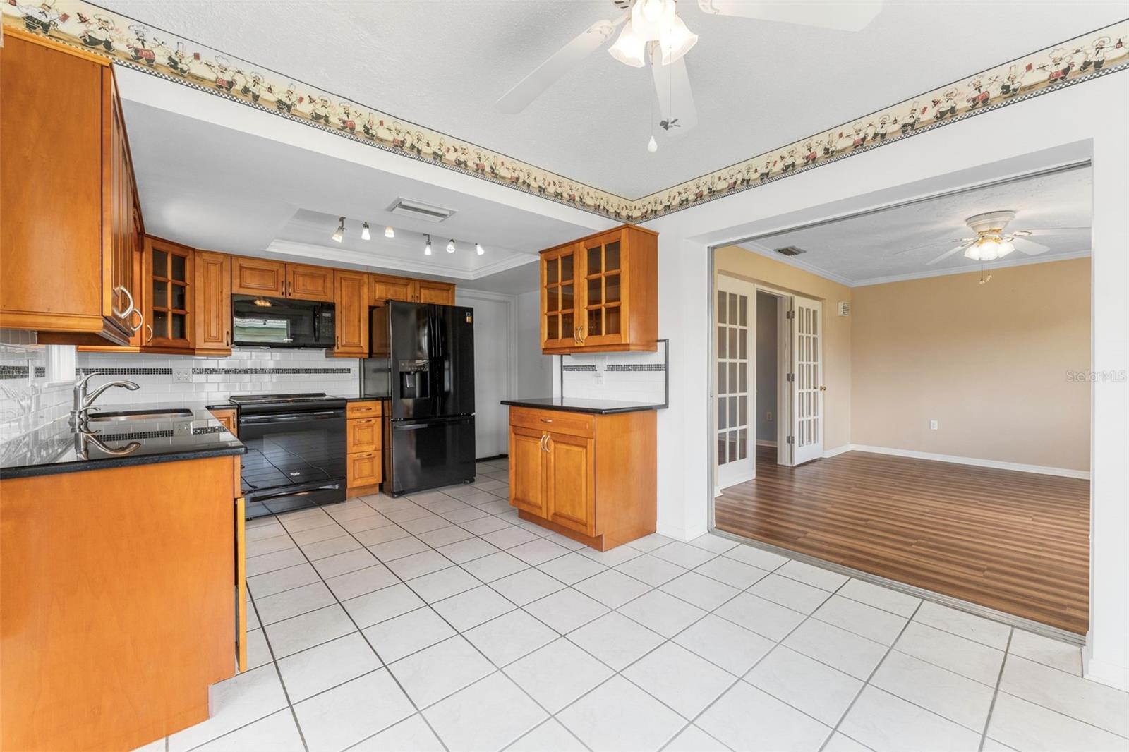 Image 12 of 38 For 5377 Springwood Boulevard