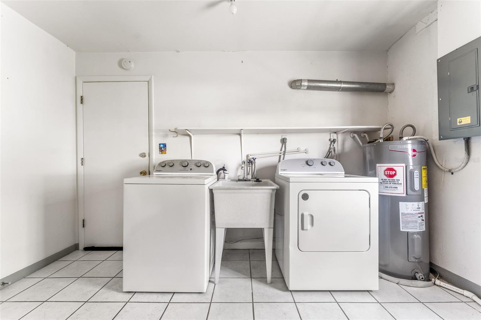 Image 25 of 38 For 5377 Springwood Boulevard