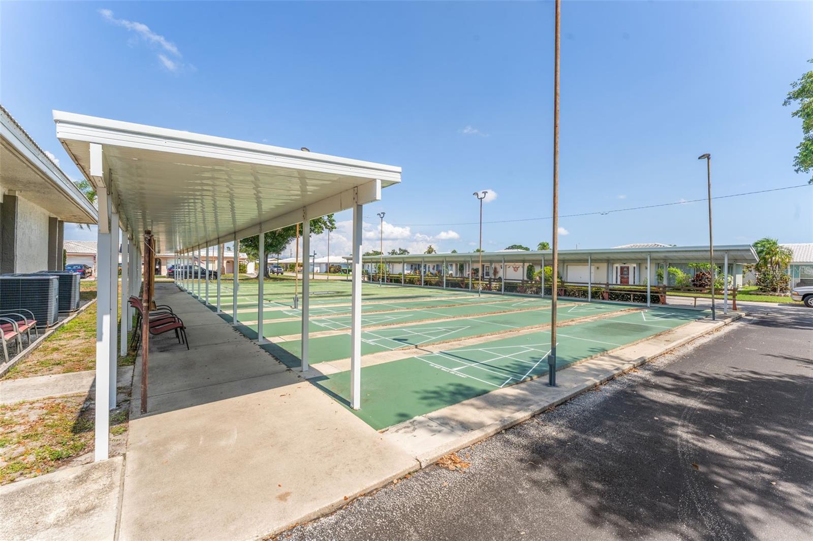 Image 31 of 38 For 5377 Springwood Boulevard