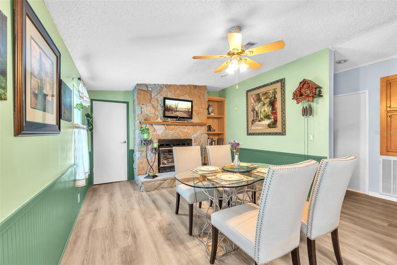 Listing photo id 10 for 32200 Taylor Grade Road