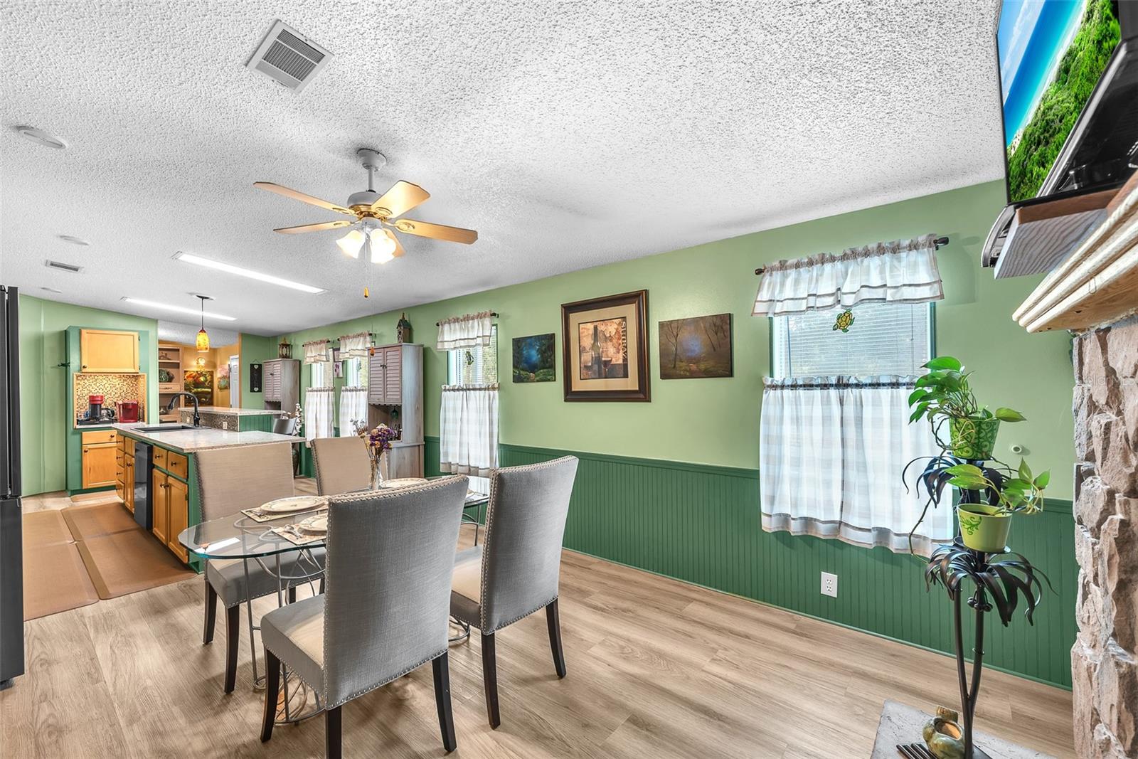 Listing photo id 11 for 32200 Taylor Grade Road