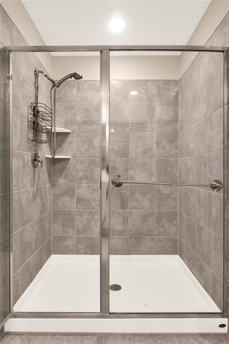 Image 23 of 45 For 271 Inman Boulevard