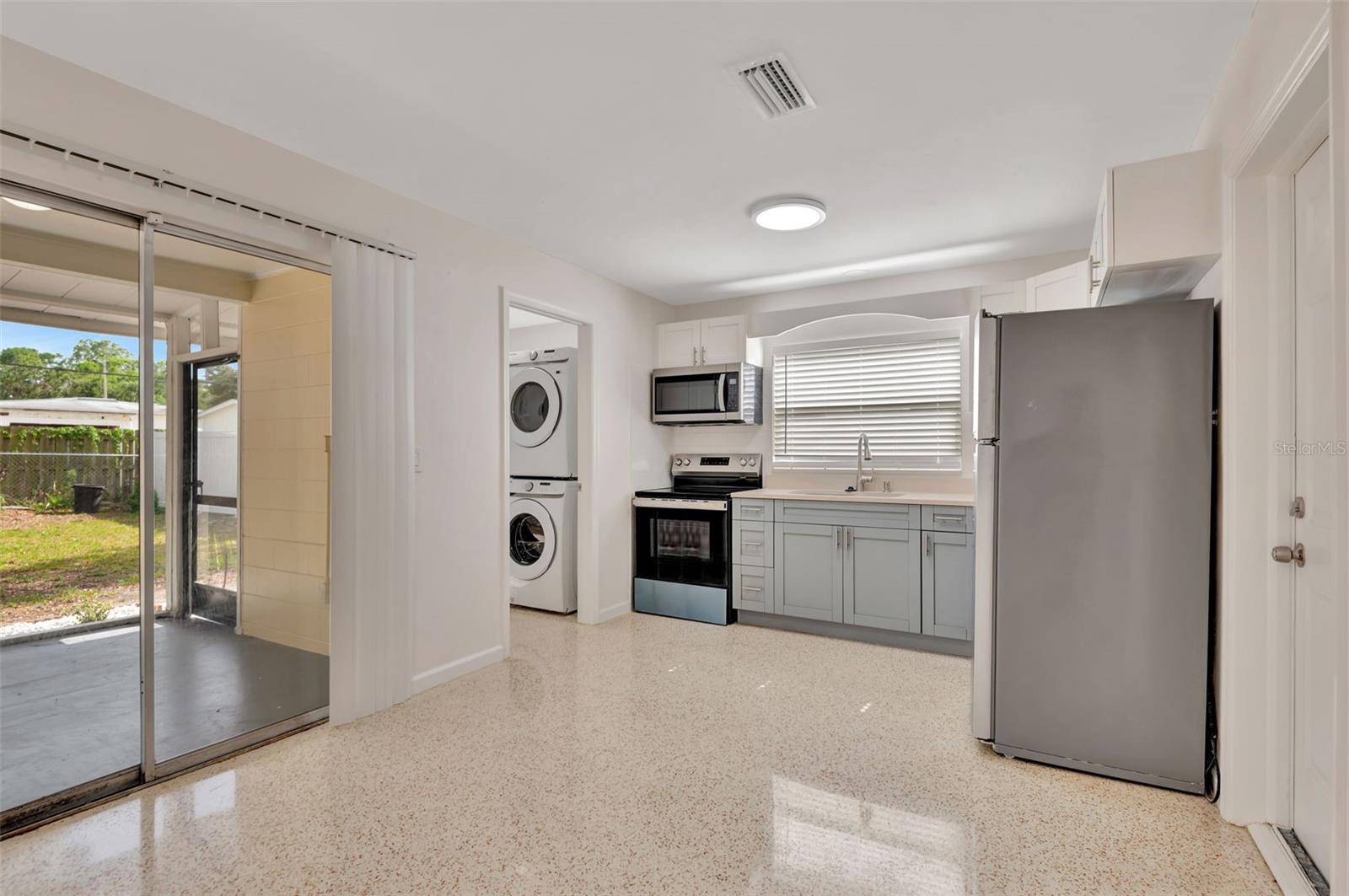 Image 13 of 27 For 4714 Vasconia Street
