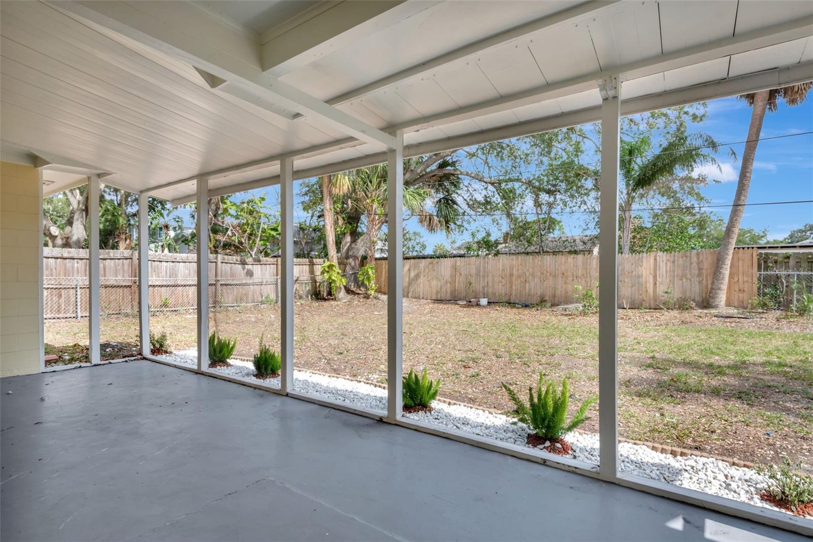 Image 14 of 27 For 4714 Vasconia Street