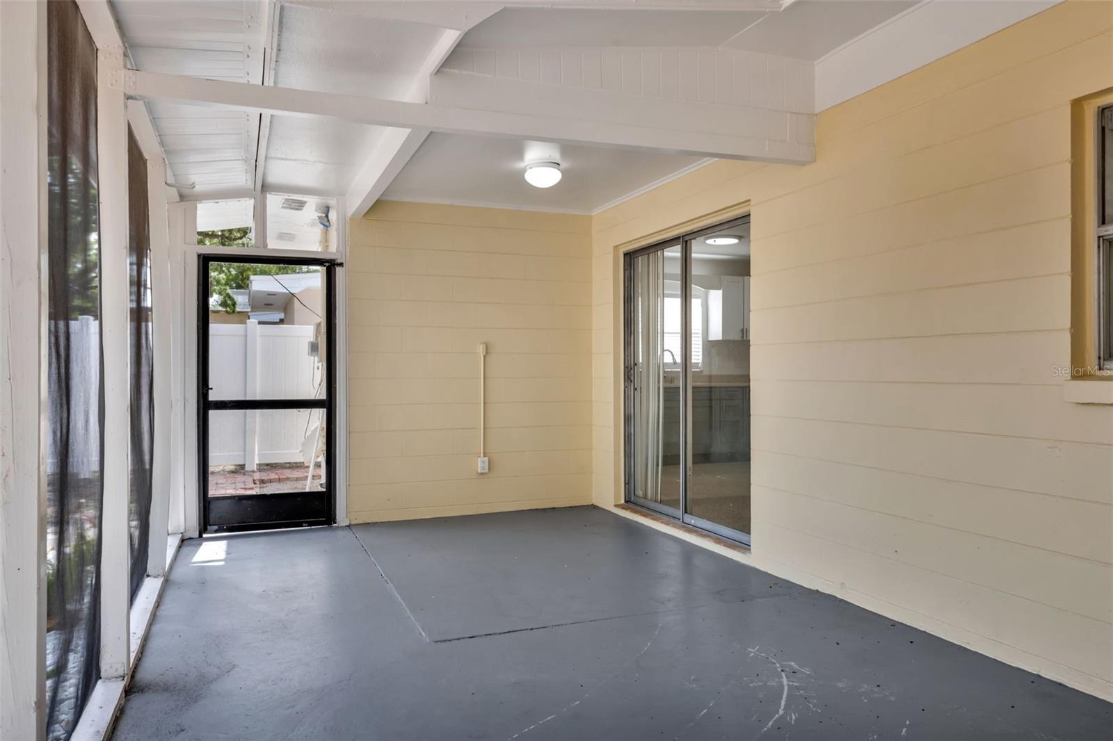 Image 15 of 27 For 4714 Vasconia Street