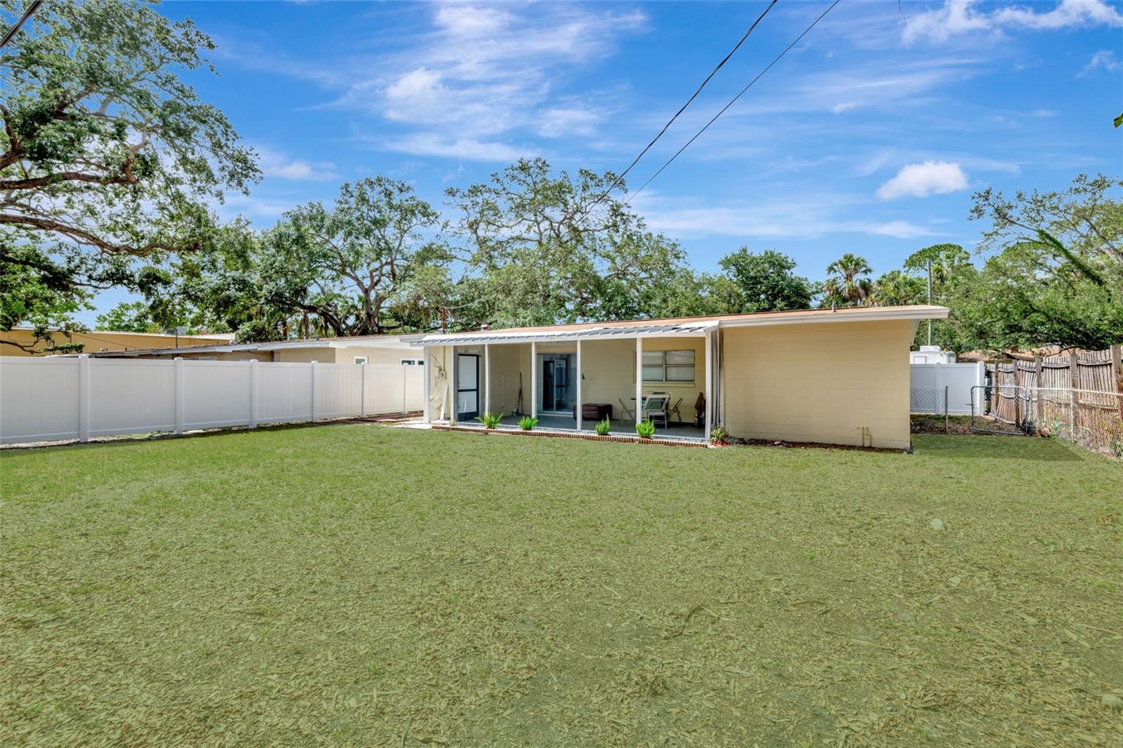 Image 26 of 27 For 4714 Vasconia Street