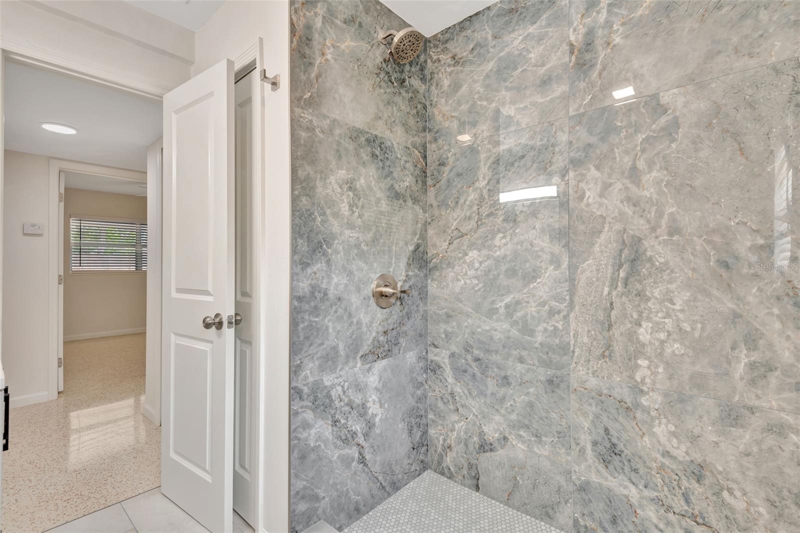 Image 6 of 27 For 4714 Vasconia Street