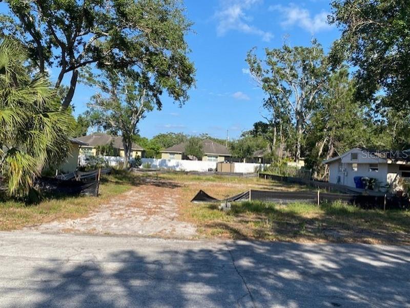 Details for 658 15th Street Nw, LARGO, FL 33770