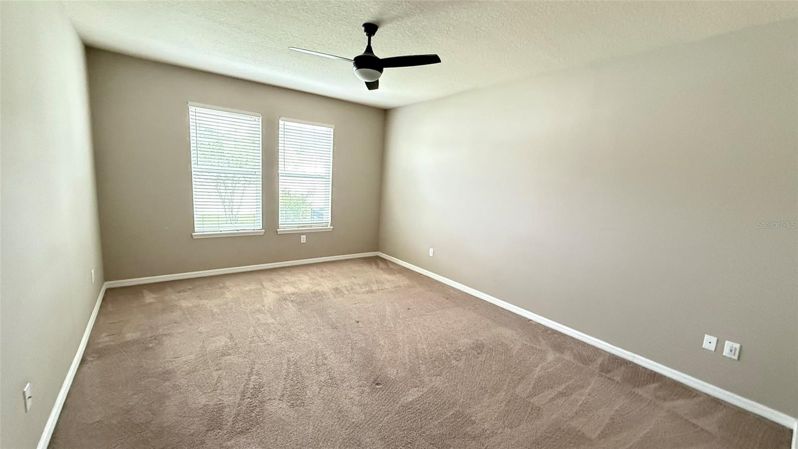 Image 18 of 42 For 32612 Harmony Oaks Drive