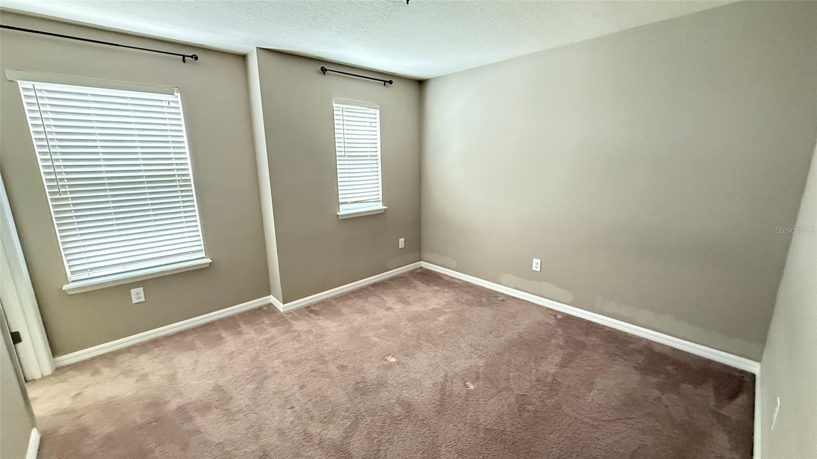Image 29 of 42 For 32612 Harmony Oaks Drive