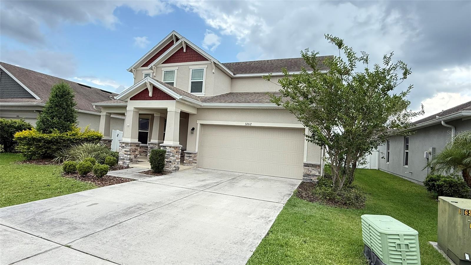 Image 3 of 42 For 32612 Harmony Oaks Drive
