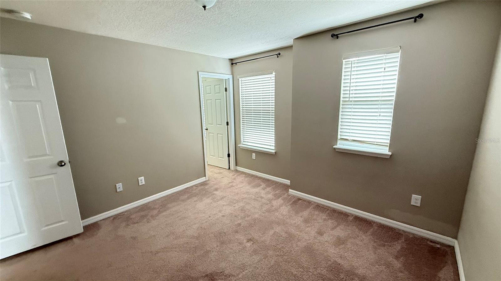 Image 30 of 42 For 32612 Harmony Oaks Drive