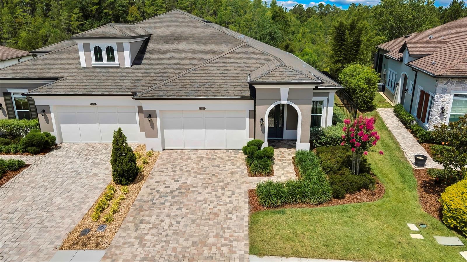 Listing photo id 8 for 4155 Barletta Court