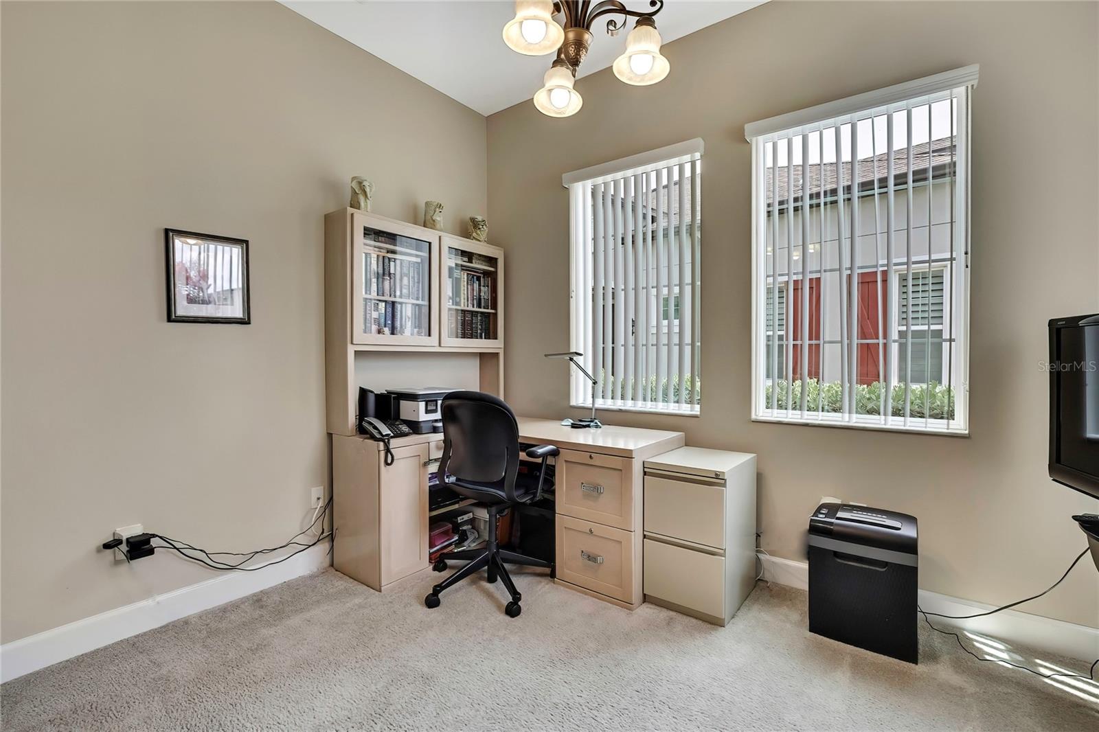 Listing photo id 11 for 4155 Barletta Court