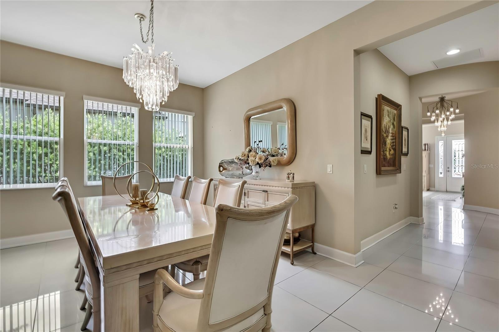 Listing photo id 19 for 4155 Barletta Court