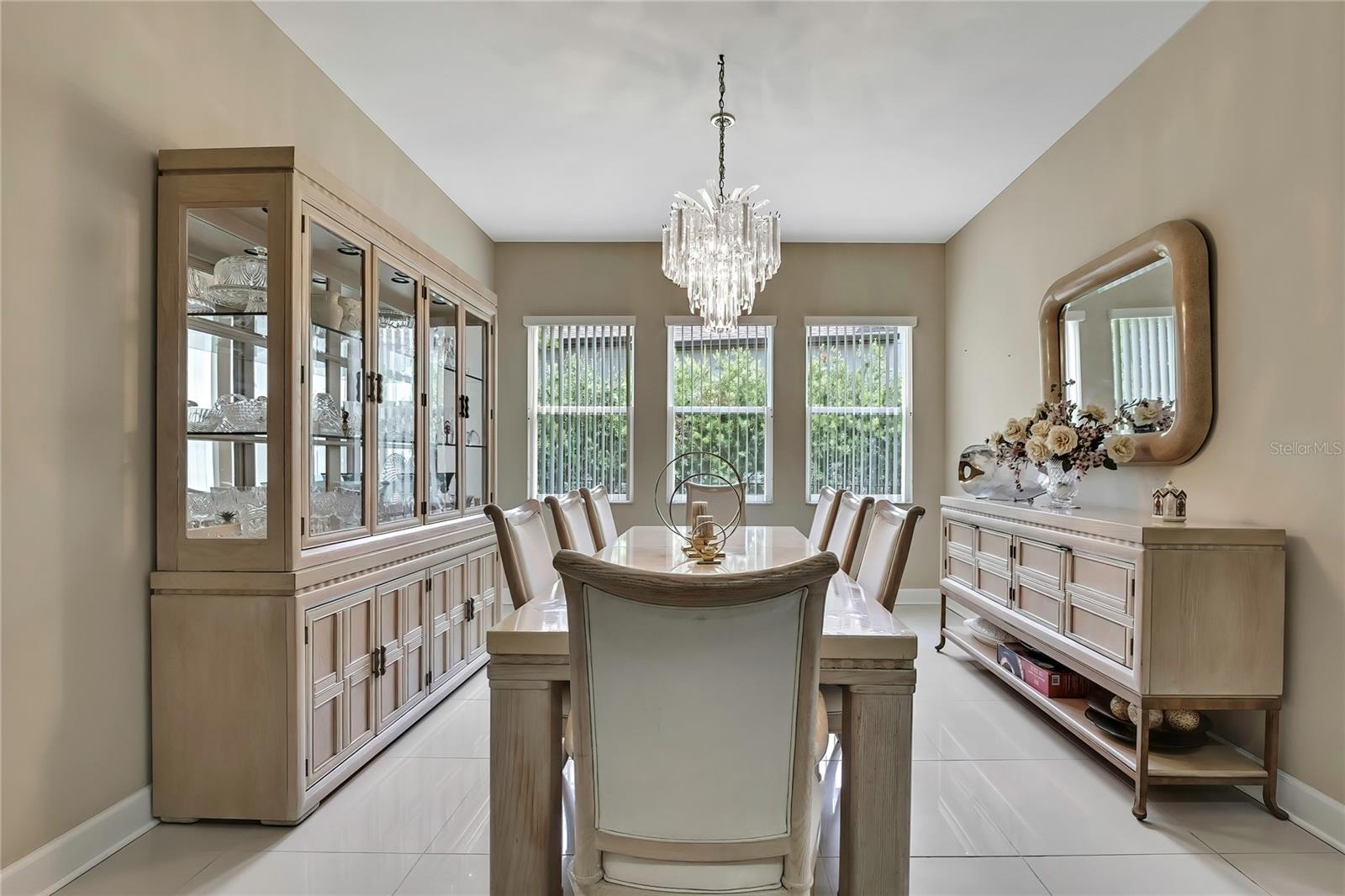 Listing photo id 20 for 4155 Barletta Court