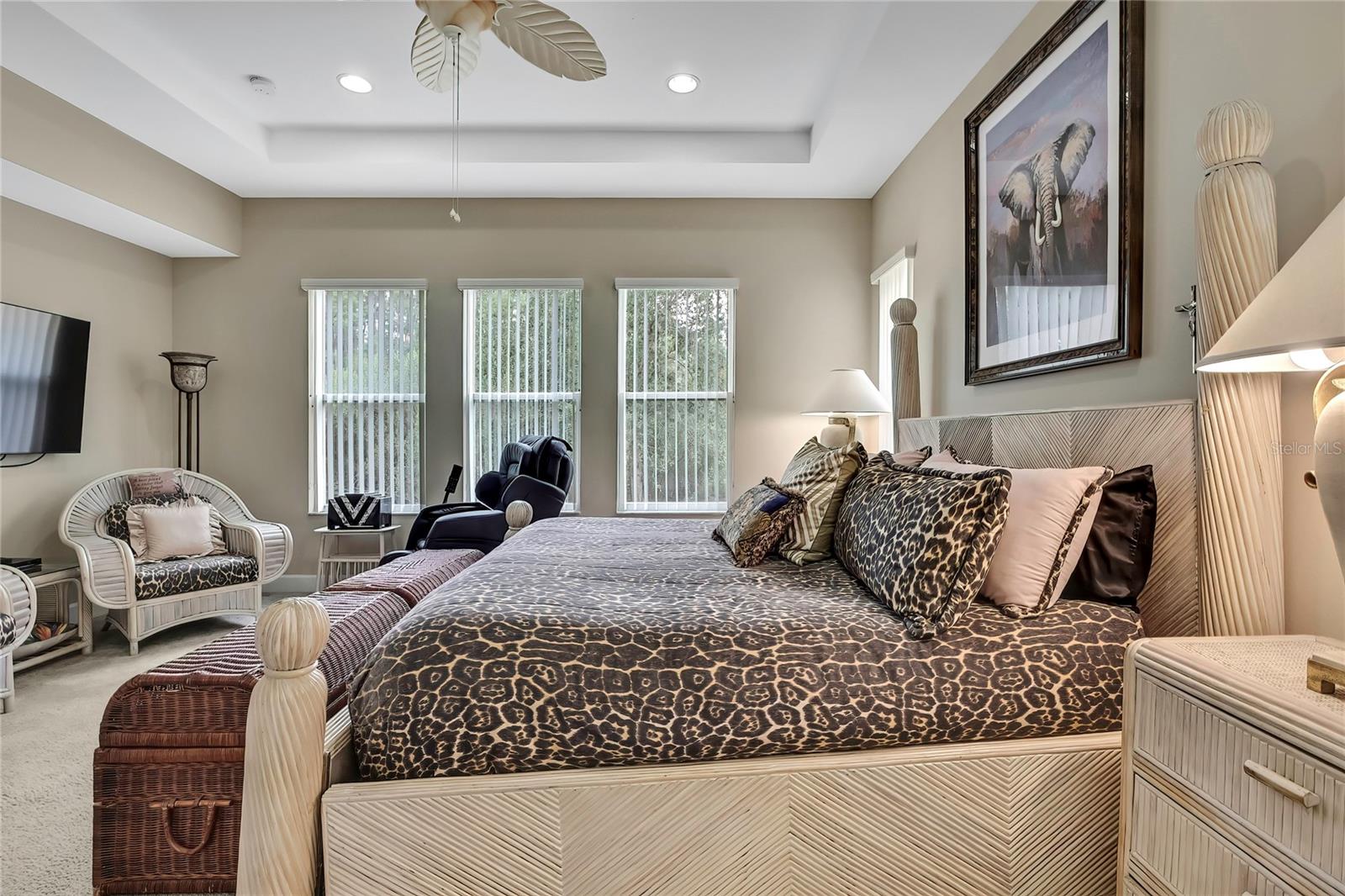 Listing photo id 23 for 4155 Barletta Court
