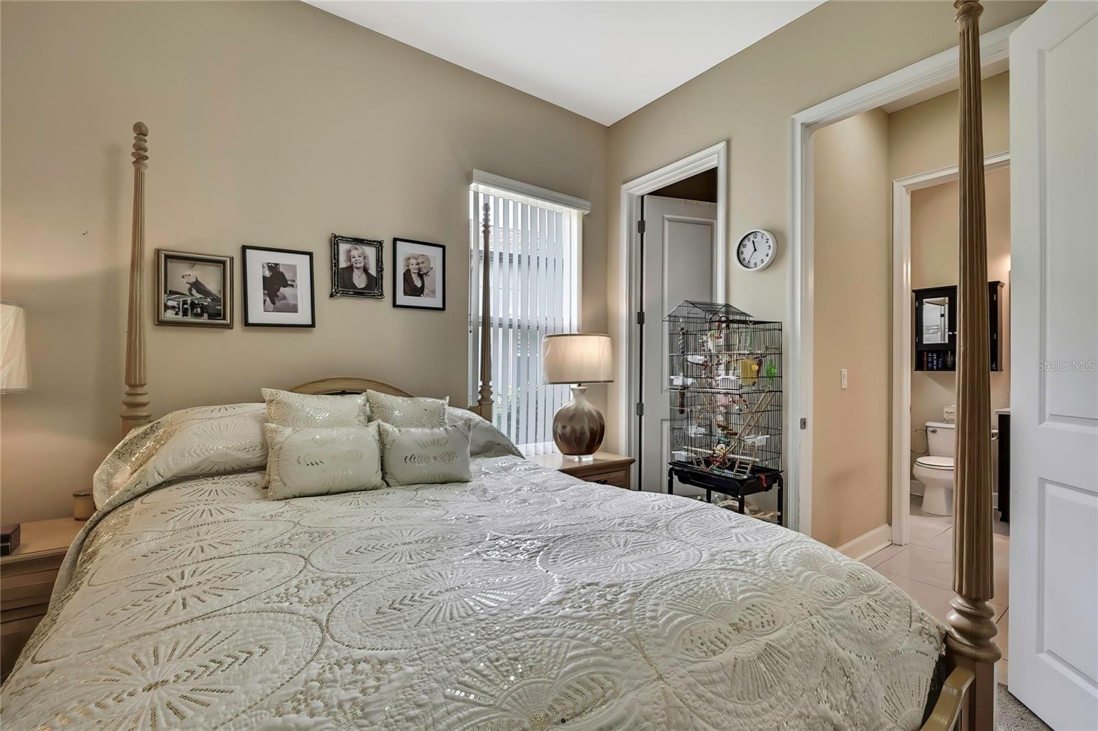 Listing photo id 29 for 4155 Barletta Court