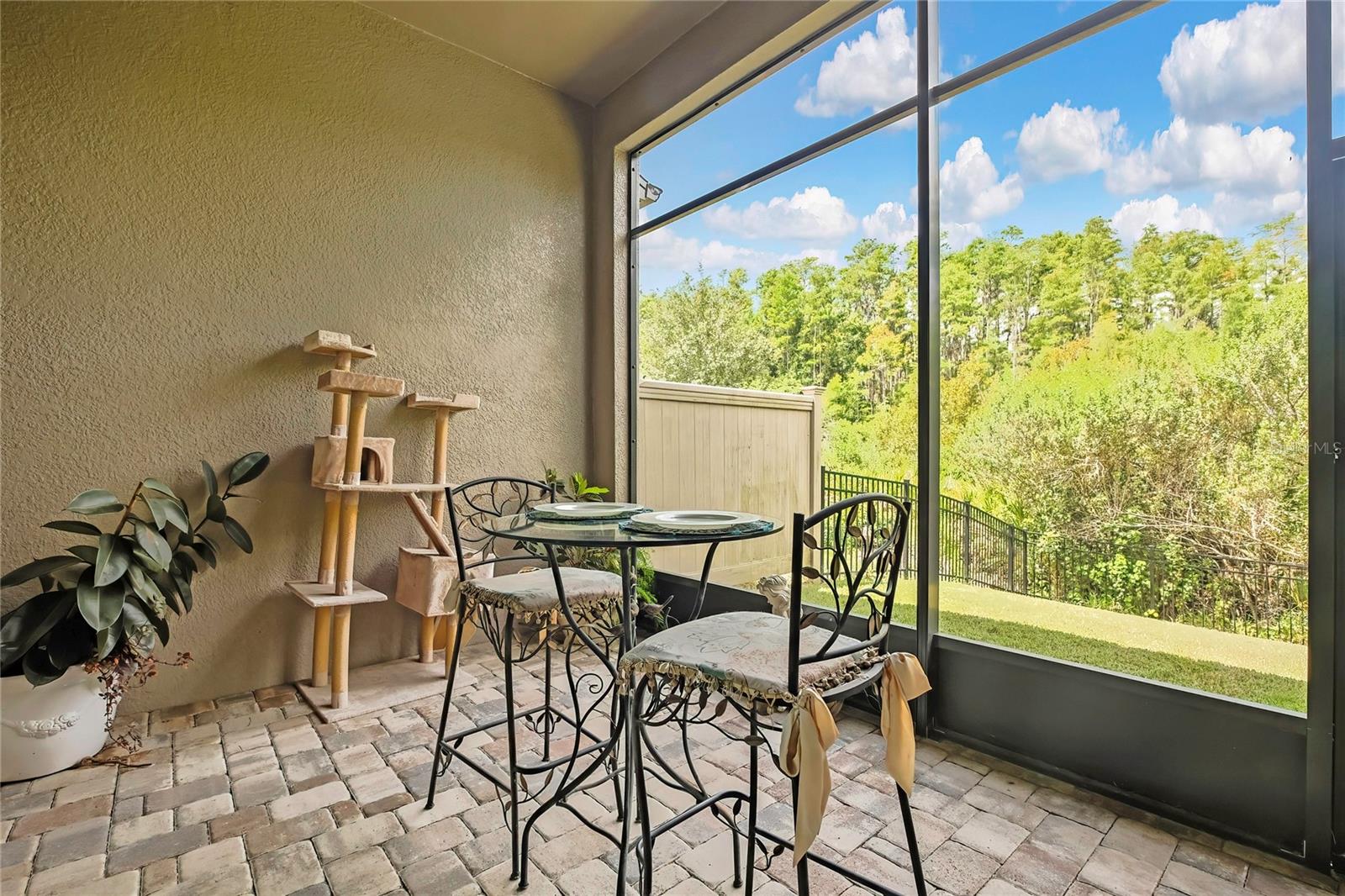 Listing photo id 34 for 4155 Barletta Court