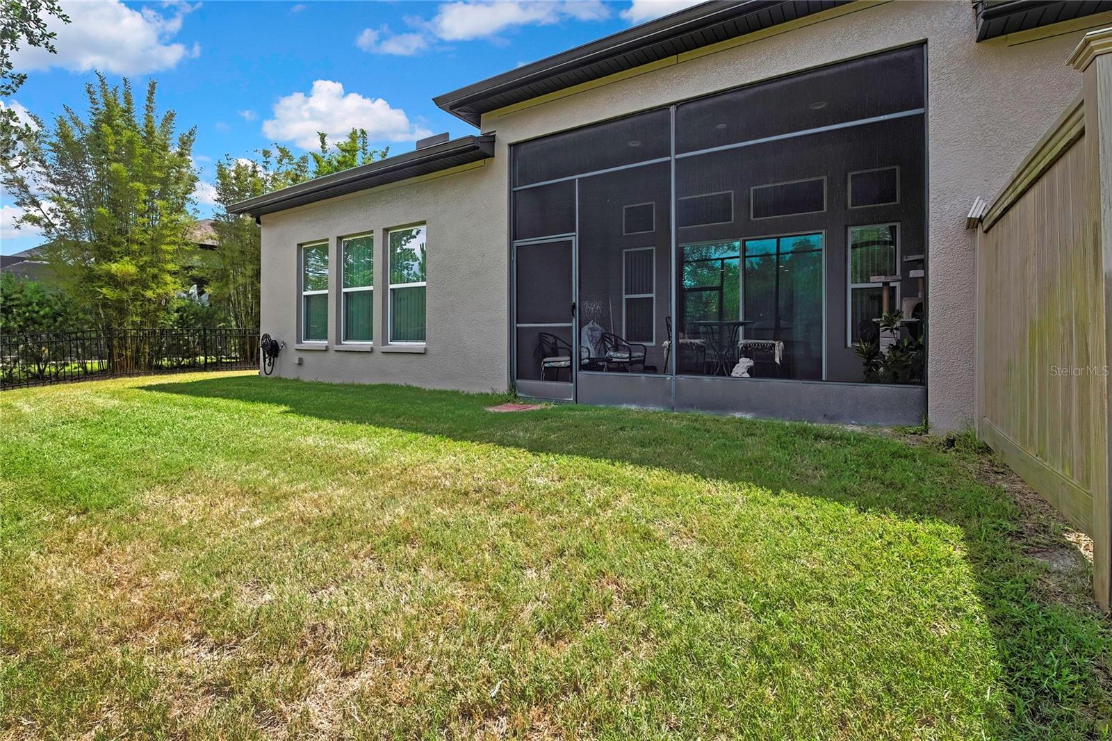 Listing photo id 36 for 4155 Barletta Court