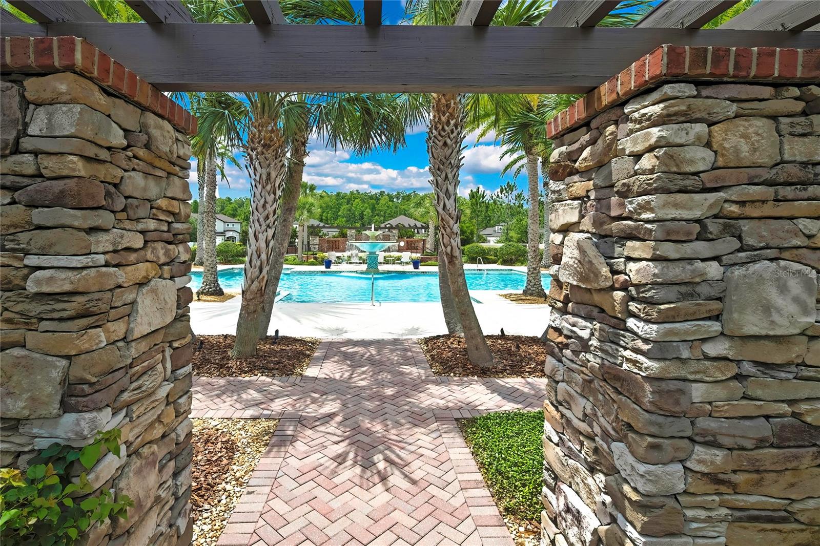 Listing photo id 39 for 4155 Barletta Court
