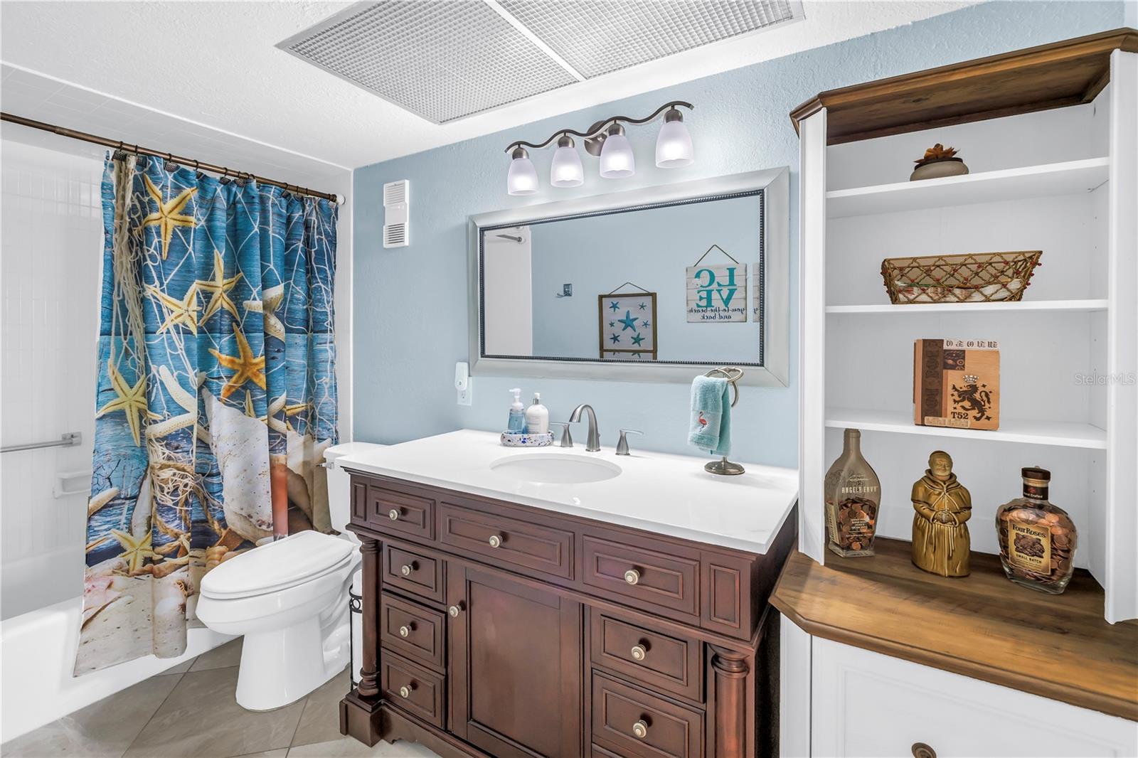 Image 14 of 51 For 4900 Brittany Drive S 611