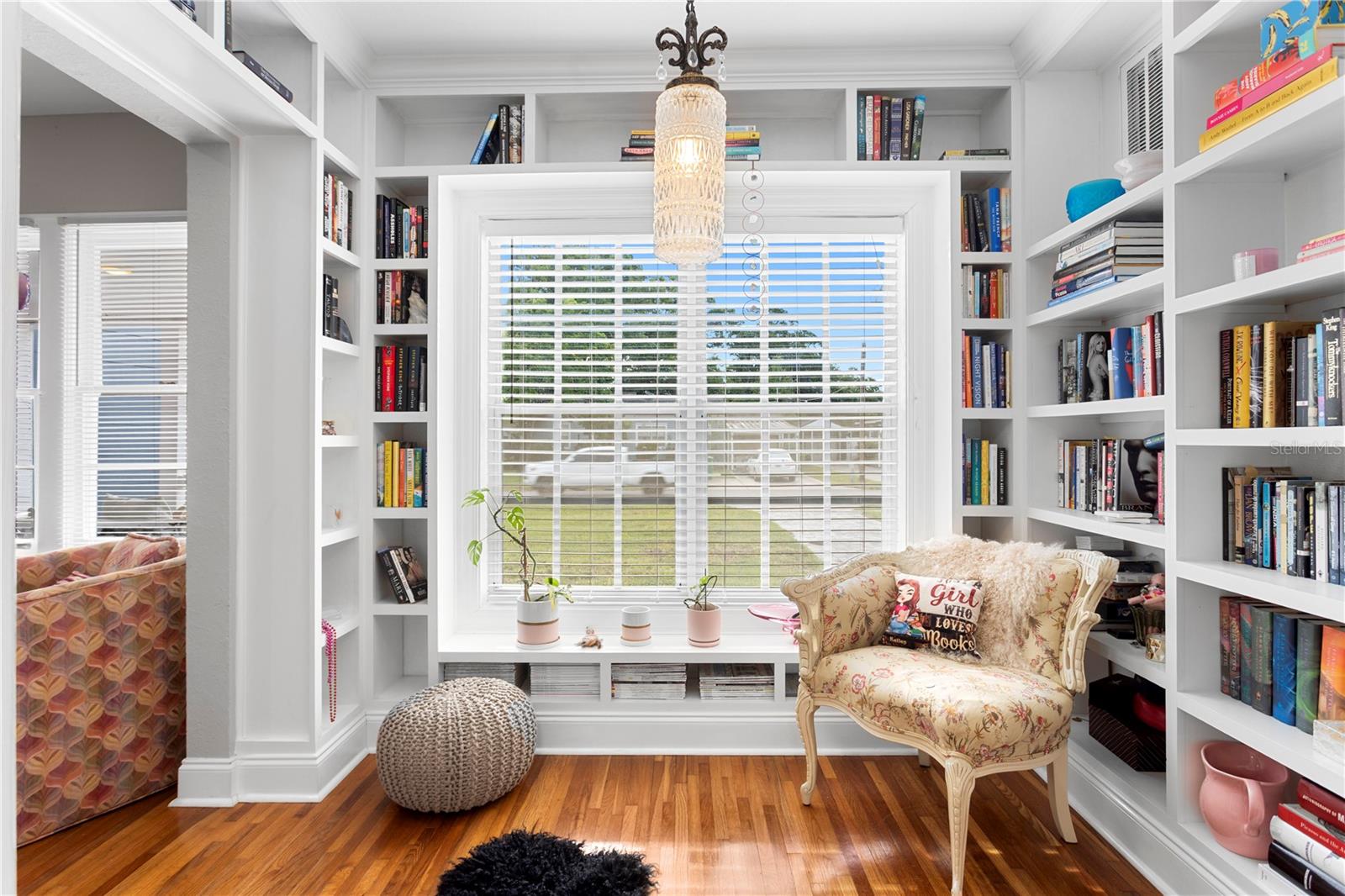 Image 11 of 47 For 4012 Munro Street