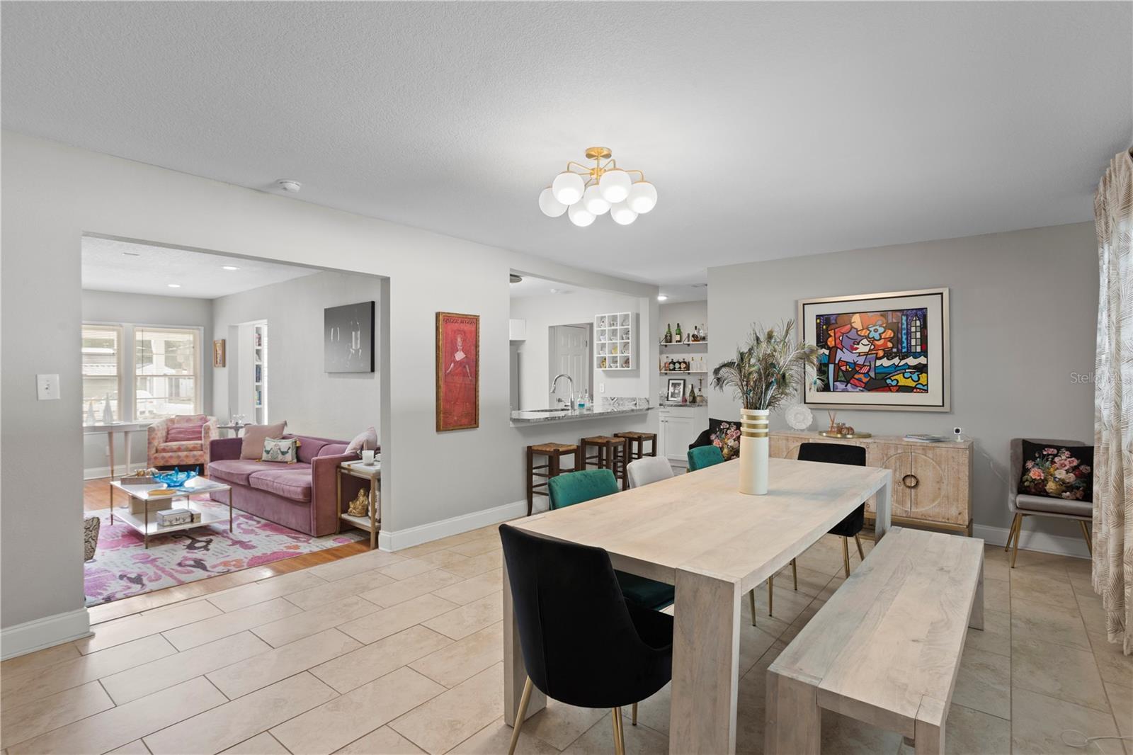 Image 20 of 47 For 4012 Munro Street