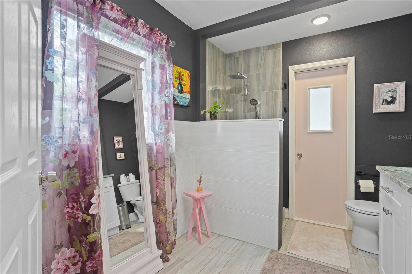 Image 31 of 47 For 4012 Munro Street